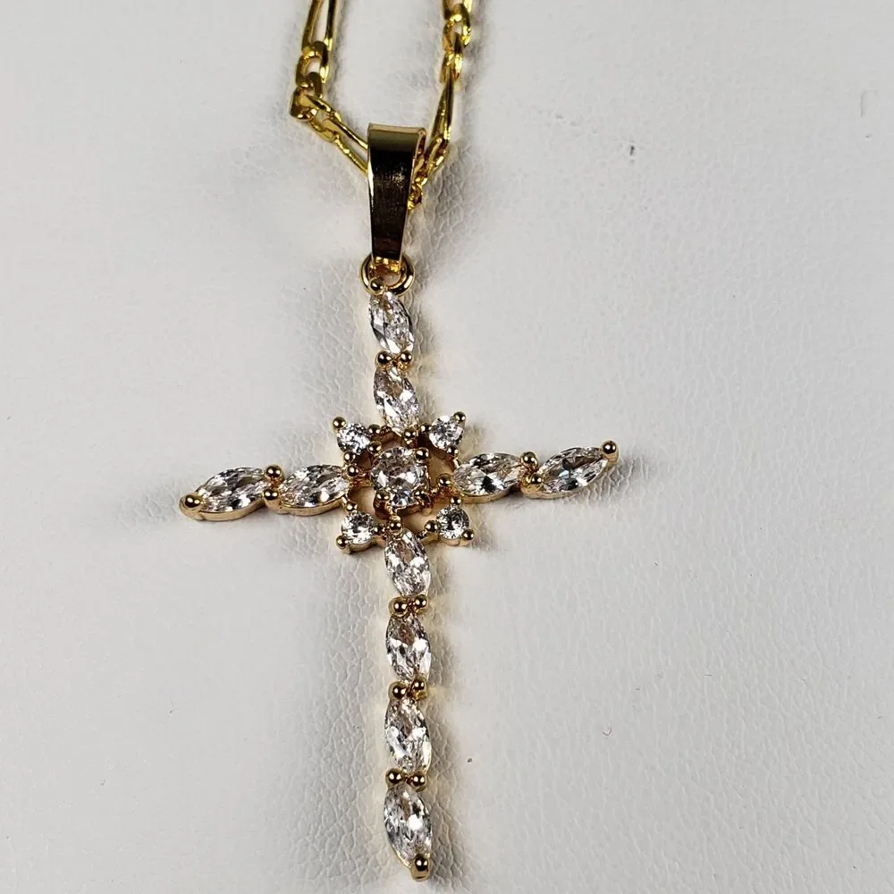18 kt Gold Filled Hollow Clear Marquee Crystal Cross with 21
